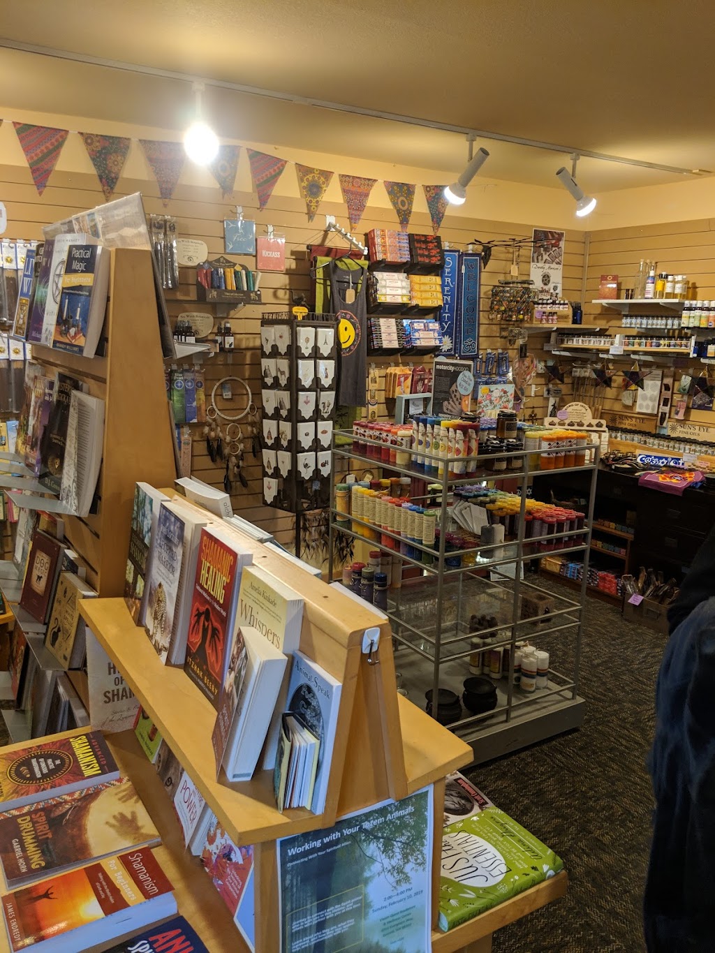 Vision Quest Bookstore & Wellness Center | 6915 Evergreen Way, Everett, WA 98203, USA | Phone: (425) 252-1591