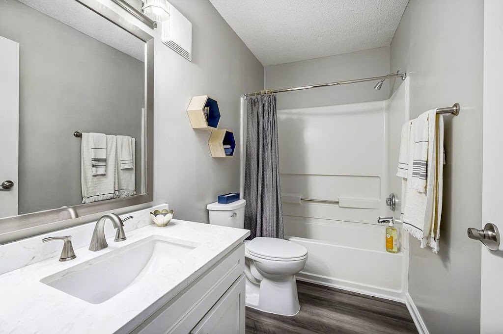 Fieldstone Apartment Homes | 510 Quaker Creek Dr, Mebane, NC 27302, USA | Phone: (919) 910-0287