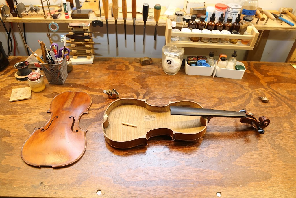 Day Violins | 14221A Willard Rd #500, Chantilly, VA 20151, USA | Phone: (703) 391-9444