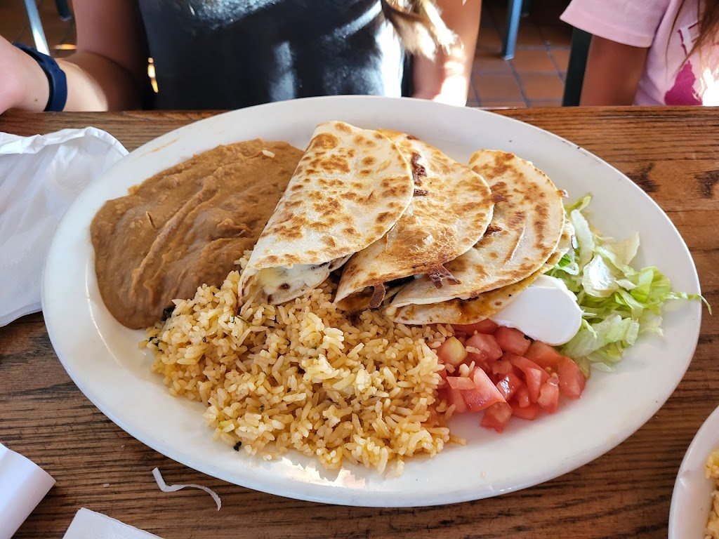 Camino Real Mexican Grill | 3851 Fort St, Wyandotte, MI 48192, USA | Phone: (734) 258-8790