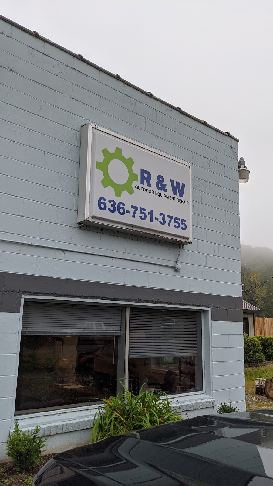 R&W Outdoor Equipment Repair | 18601 Historic Rte 66, Eureka, MO 63069, USA | Phone: (636) 751-3755