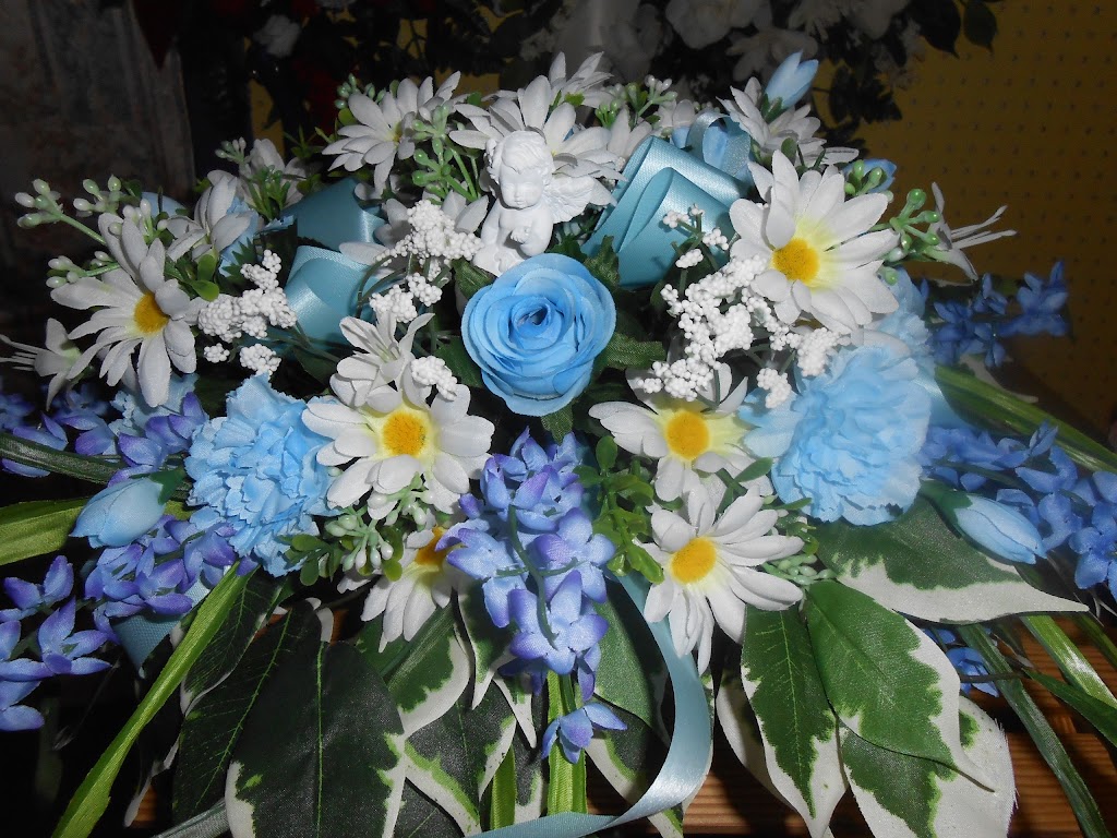 Gabriels Flower and Gifts | 3759 Fairystone Park Hwy, Bassett, VA 24055, USA | Phone: (276) 226-5995