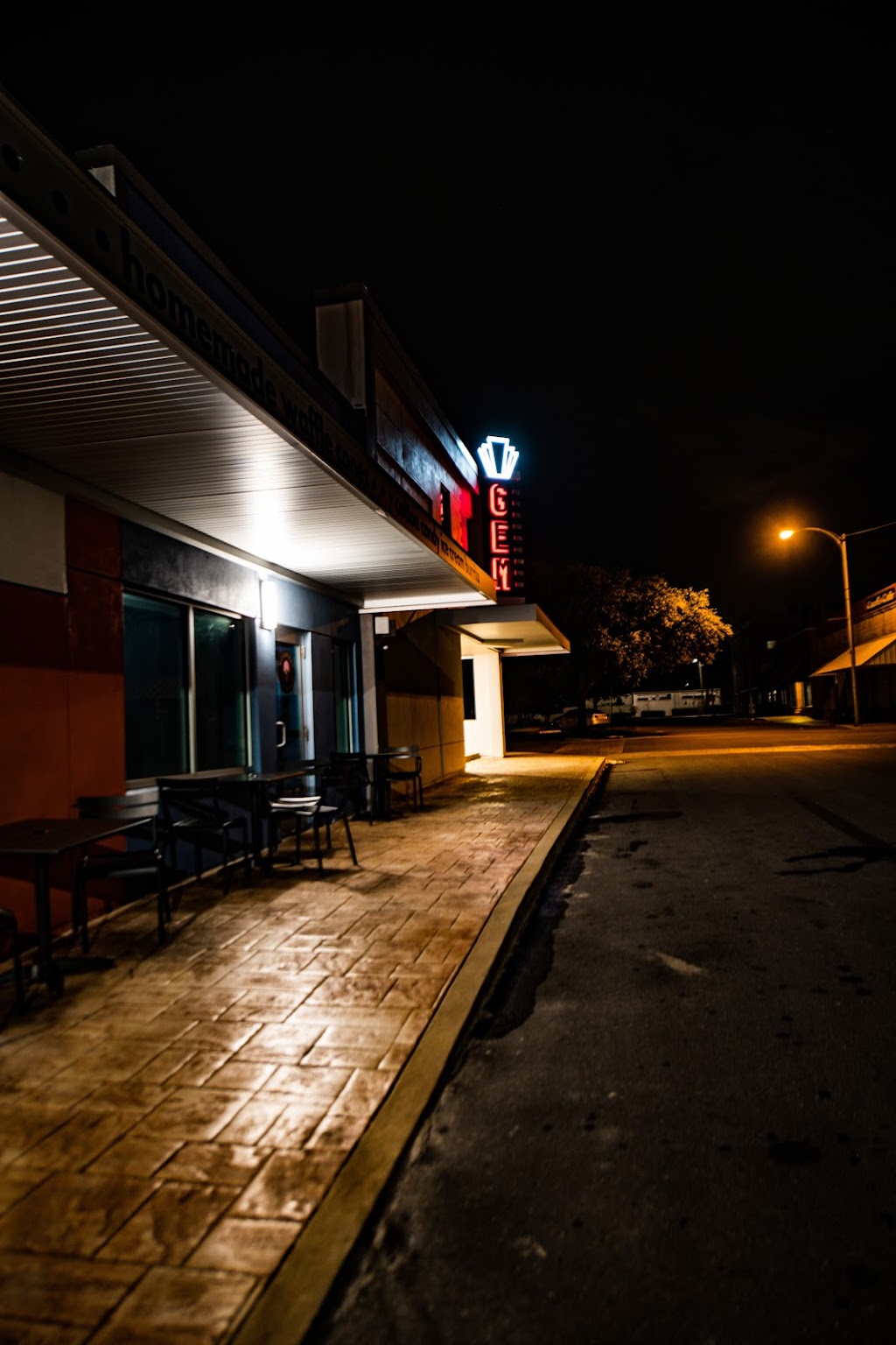 The Gem Theater | 118 NW 1st Ave, Mulberry, FL 33860, USA | Phone: (863) 354-6570