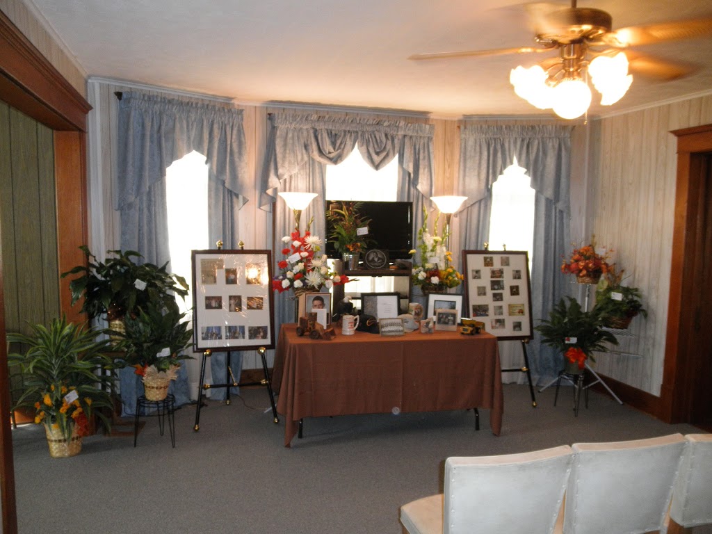 Hammons Family Funeral Services | 207 W H St, Weeping Water, NE 68463 | Phone: (402) 267-5544