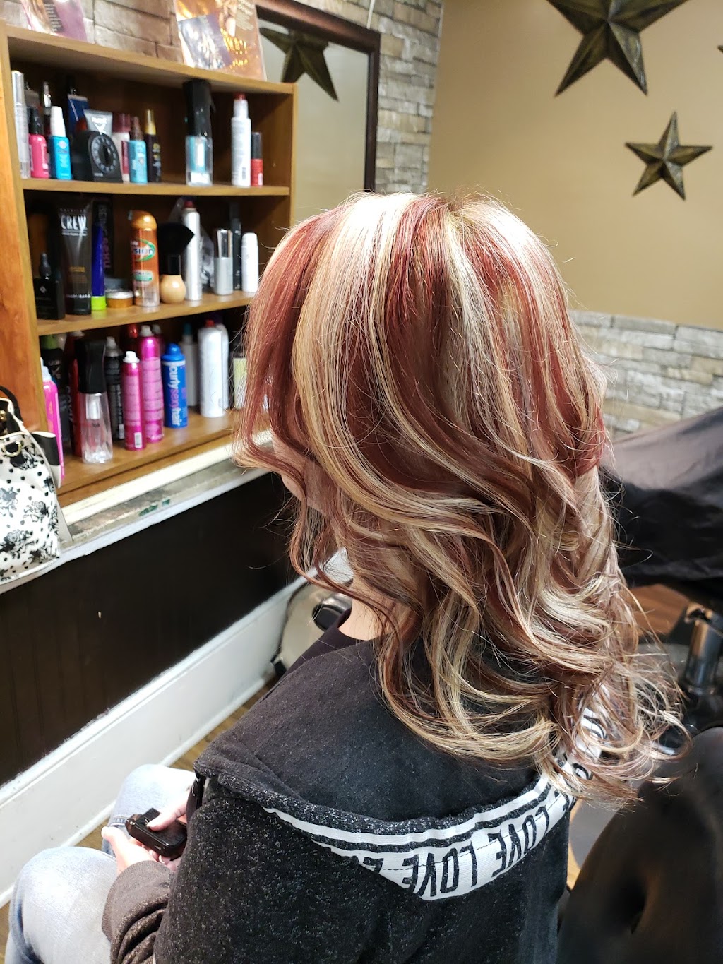 Best Little Hair House In Dallas | 132 N Gaston St, Dallas, NC 28034, USA | Phone: (704) 524-9903