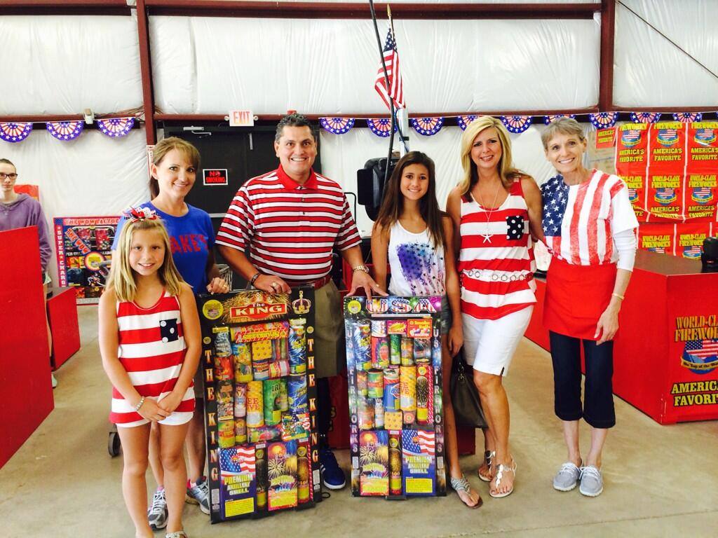 Jakes Fireworks | 401 E Waterloo Rd, Edmond, OK 73034, USA | Phone: (405) 826-1756