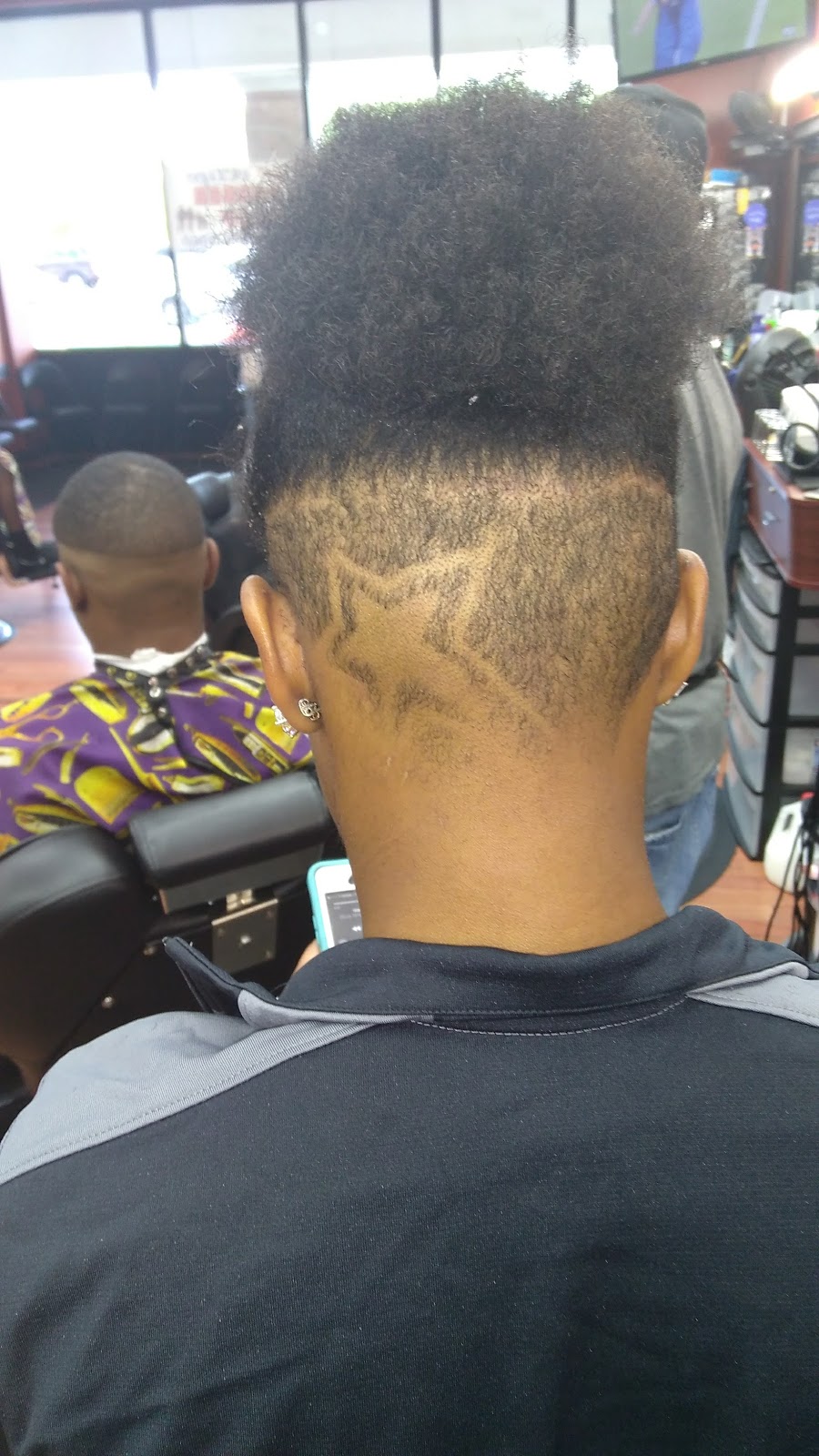 Custom Cutz | 1588 Annapolis Rd, Odenton, MD 21113, USA | Phone: (443) 608-7055