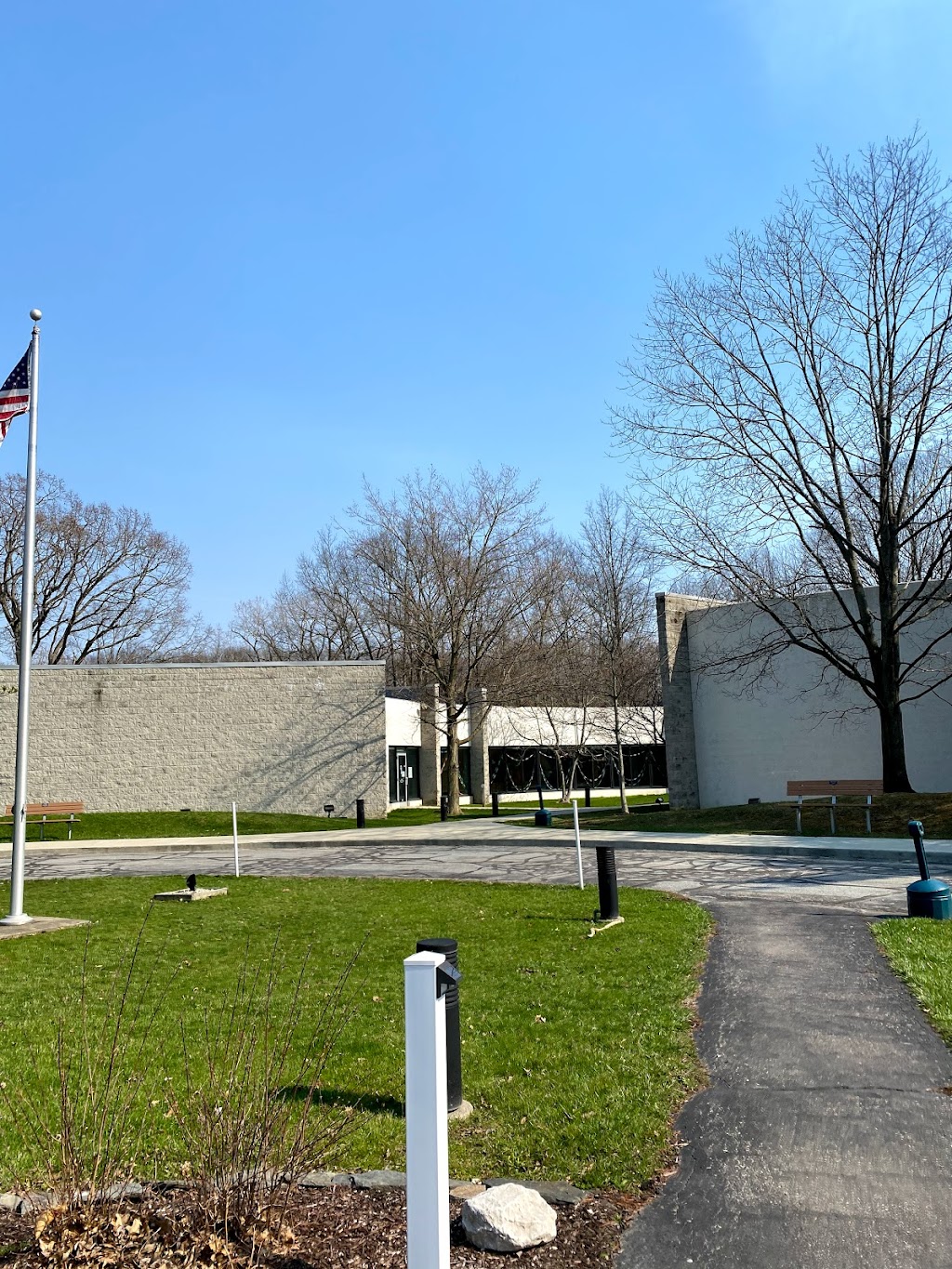 French Creek Nature Center and Theatre | 4530 Colorado Ave, Sheffield, OH 44054, USA | Phone: (440) 949-5200