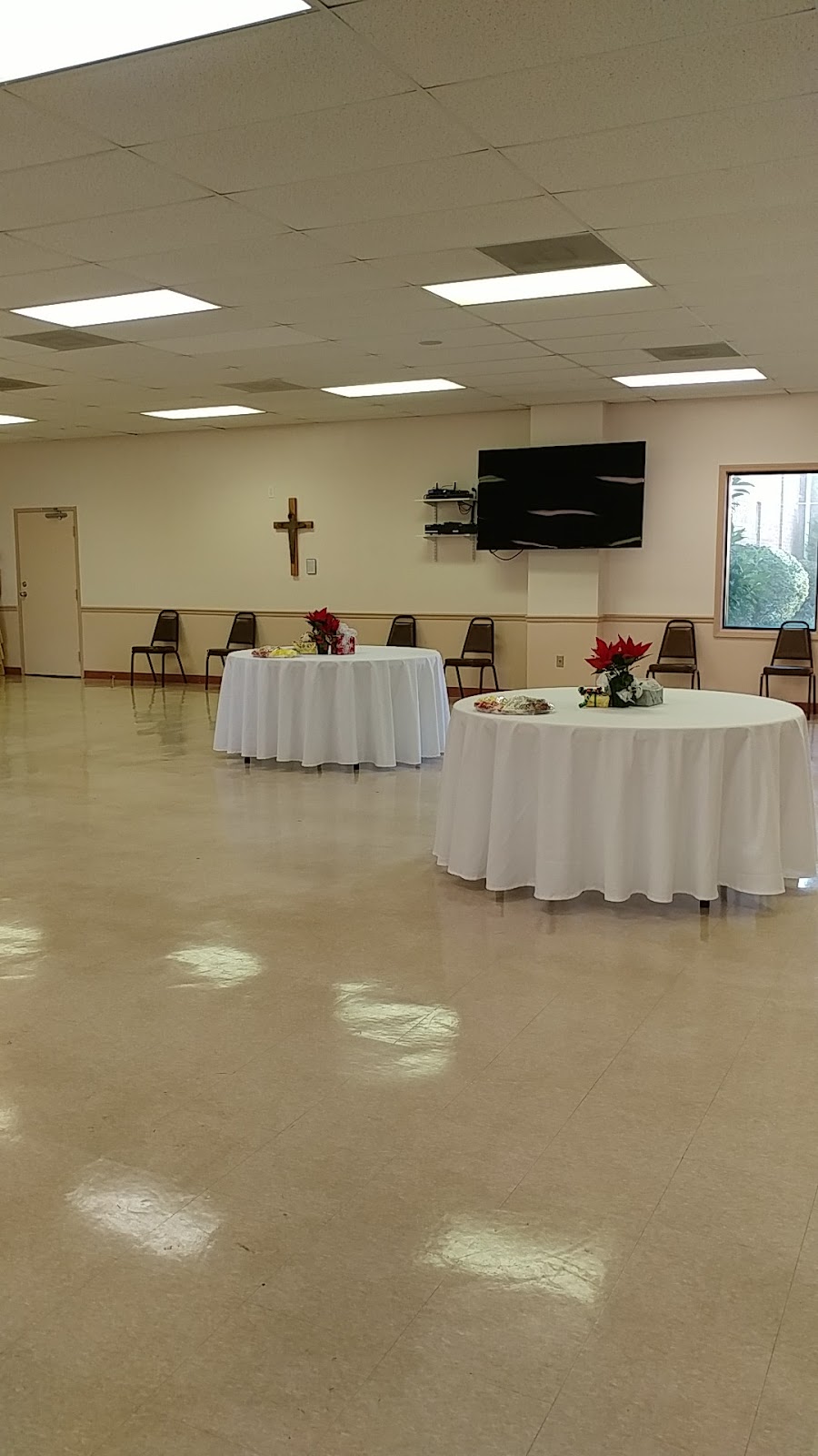 Queen of the Apostles Roman Catholic Church | 503 N Main St, Belmont, NC 28012 | Phone: (704) 825-9600