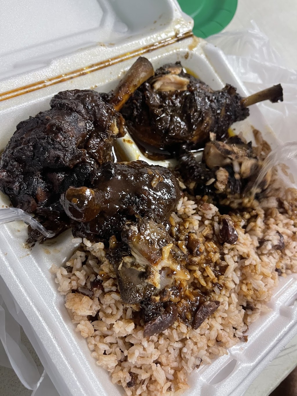 Right Taste Jamaican Restaurant | 354 Washington St, Stoughton, MA 02072, USA | Phone: (781) 436-5022