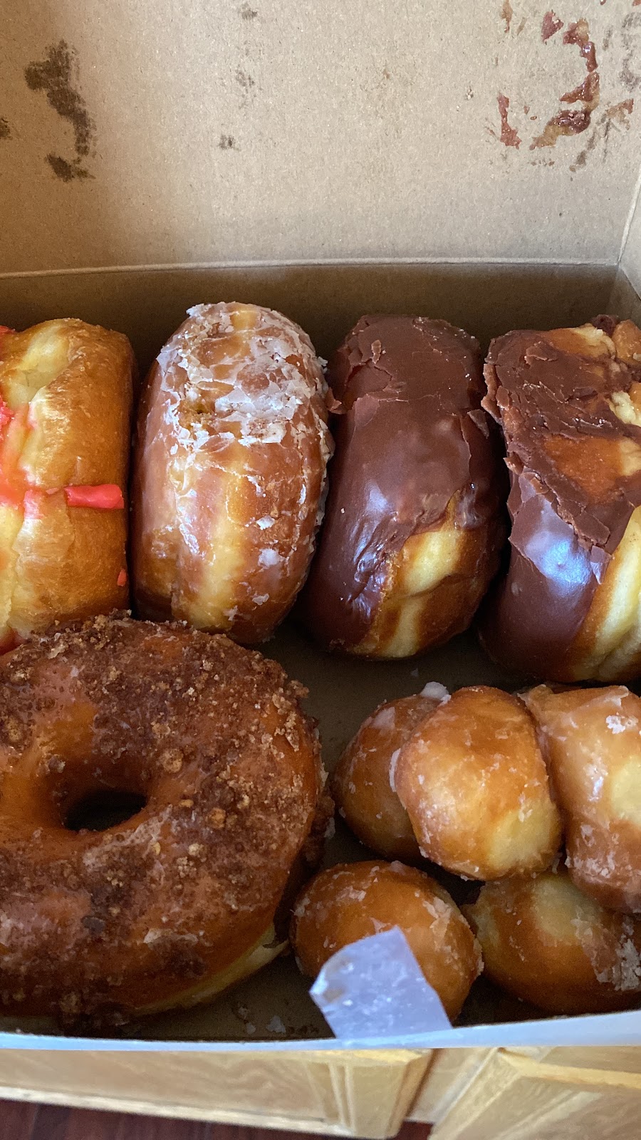 Donut Inn | 15052 Bear Valley Rd Ste C, Victorville, CA 92395, USA | Phone: (442) 242-7803