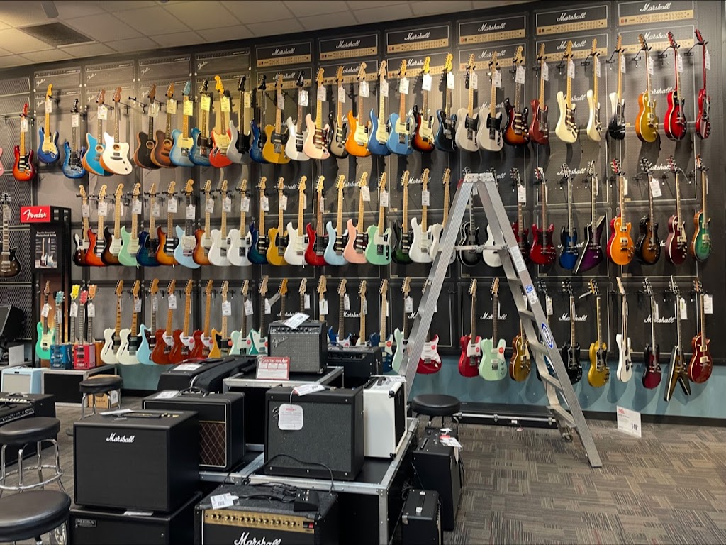 Guitar Center | 2919 S 38th St Suite A, Tacoma, WA 98409, USA | Phone: (253) 474-2900