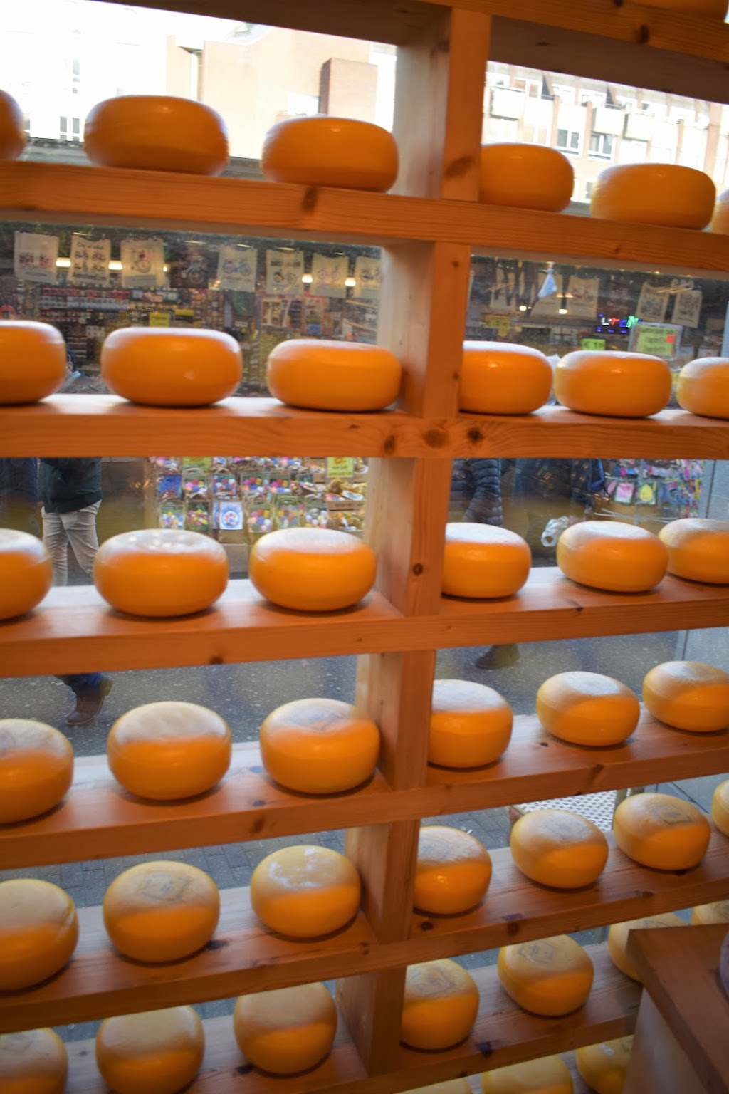 Cheese & More Flower Market | Singel 540, 1017 AZ Amsterdam, Netherlands | Phone: 06 23843408