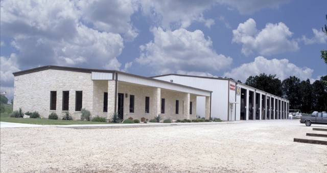 Southwestern Pneumatic Inc | 23999 Interstate 35 Frontage Rd, Kyle, TX 78640 | Phone: (800) 779-3383