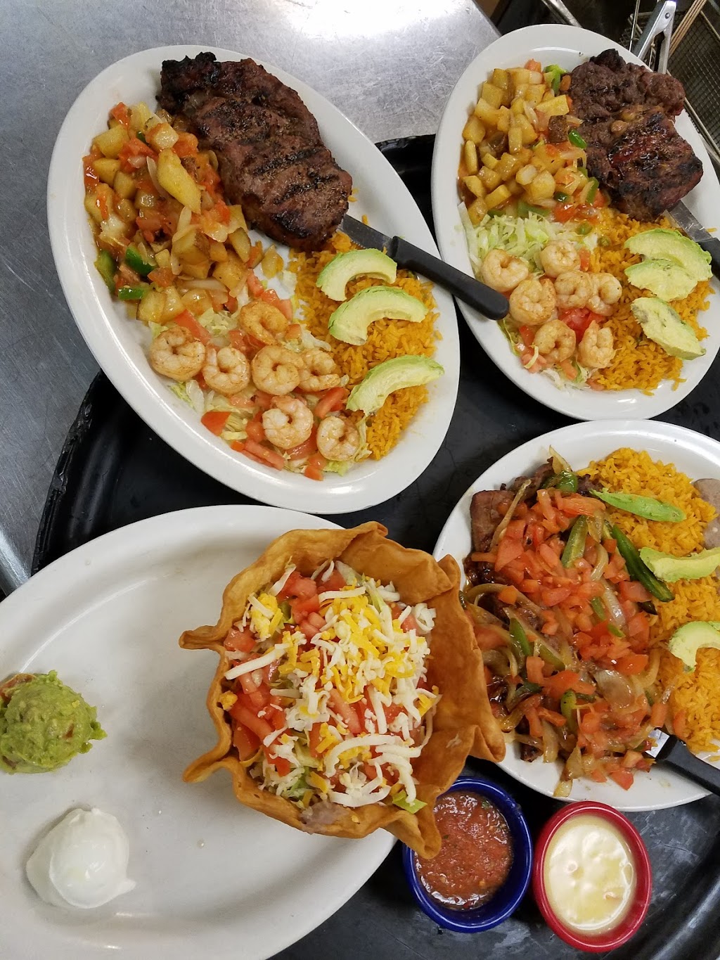 Los Compadres Cafe | 1316 N Interstate Dr, Norman, OK 73072, USA | Phone: (405) 360-8680