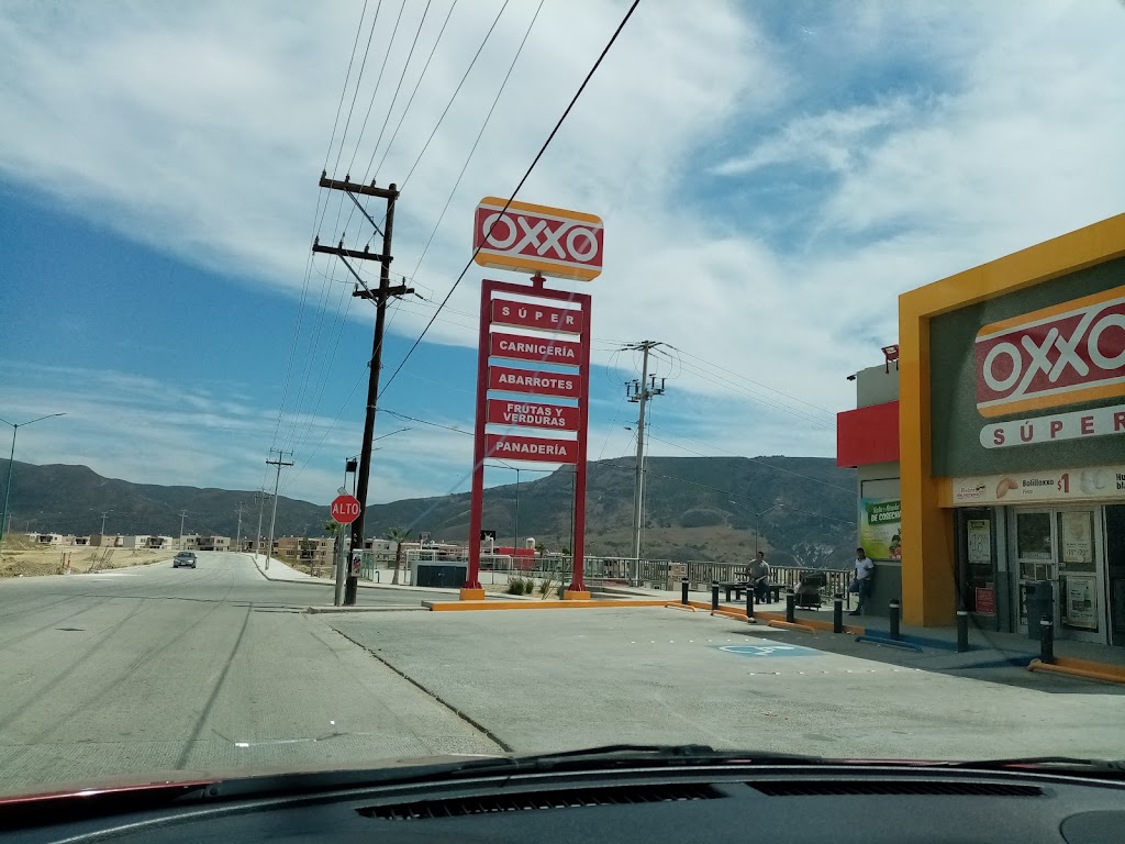 OXXO | Del Alba 15882, Natura Seccion Bosques, 22165 Tijuana, B.C., Mexico | Phone: 664 710 4856