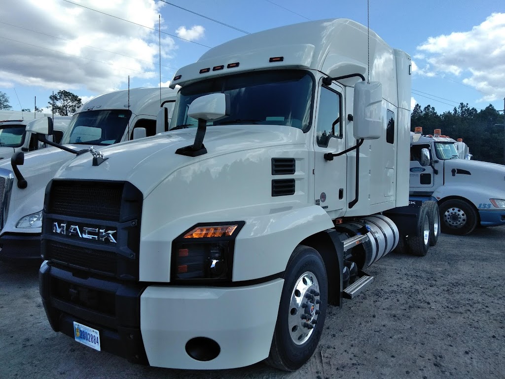 D Mosley Trucking Inc | 1256 NW 246th St, Lawtey, FL 32058, USA | Phone: (904) 966-3800