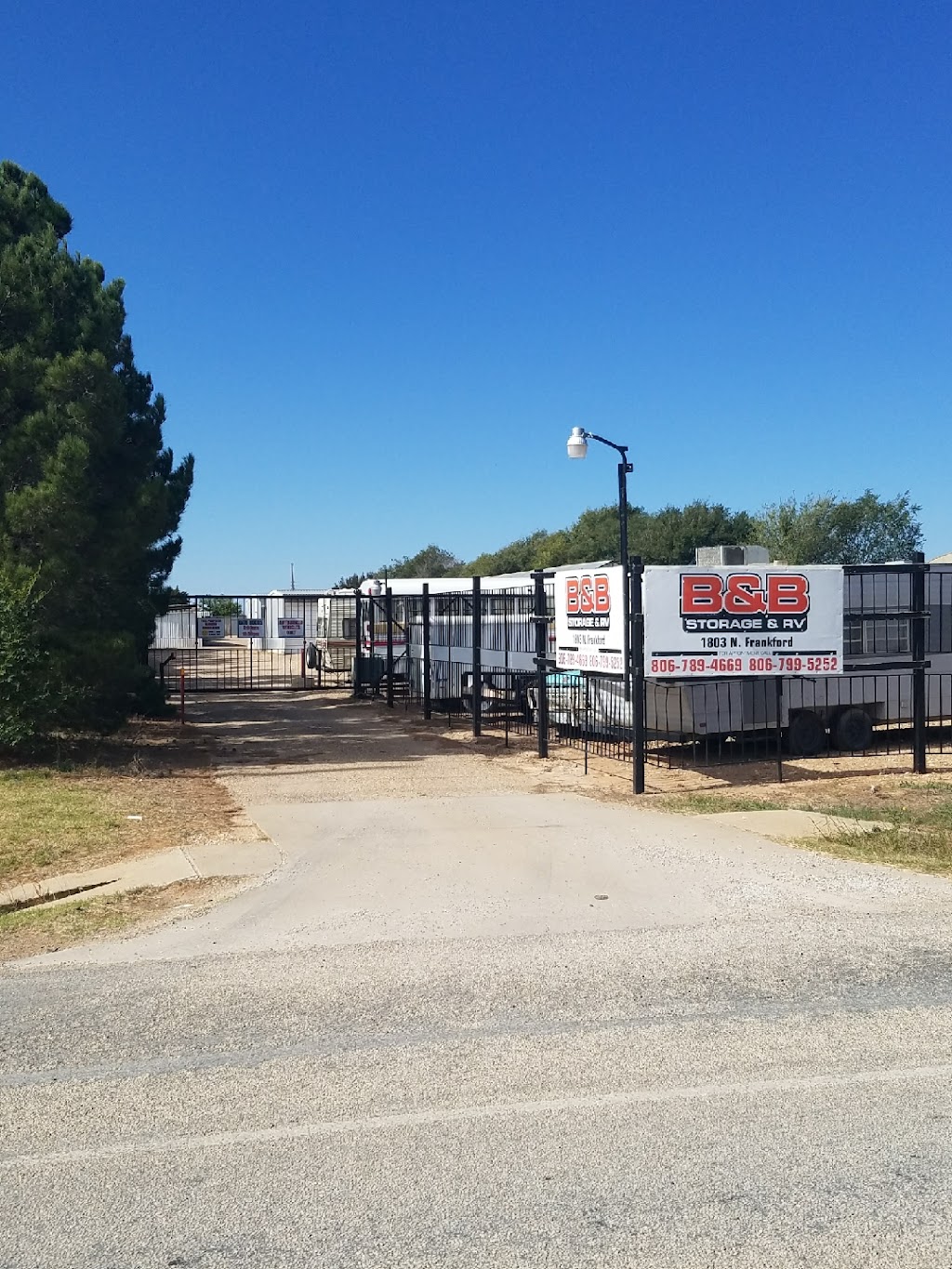 B & B Self Storage & Rvs | 1803 N Frankford Ave, Lubbock, TX 79416, USA | Phone: (806) 799-5252