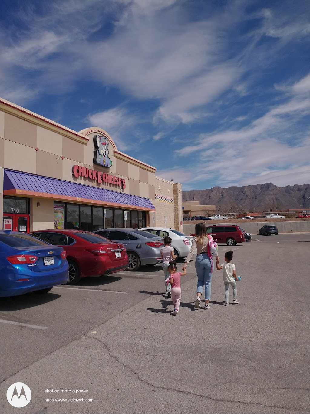 Chuck E. Cheese | 710 Sunland Park Dr, El Paso, TX 79912, USA | Phone: (915) 587-0064