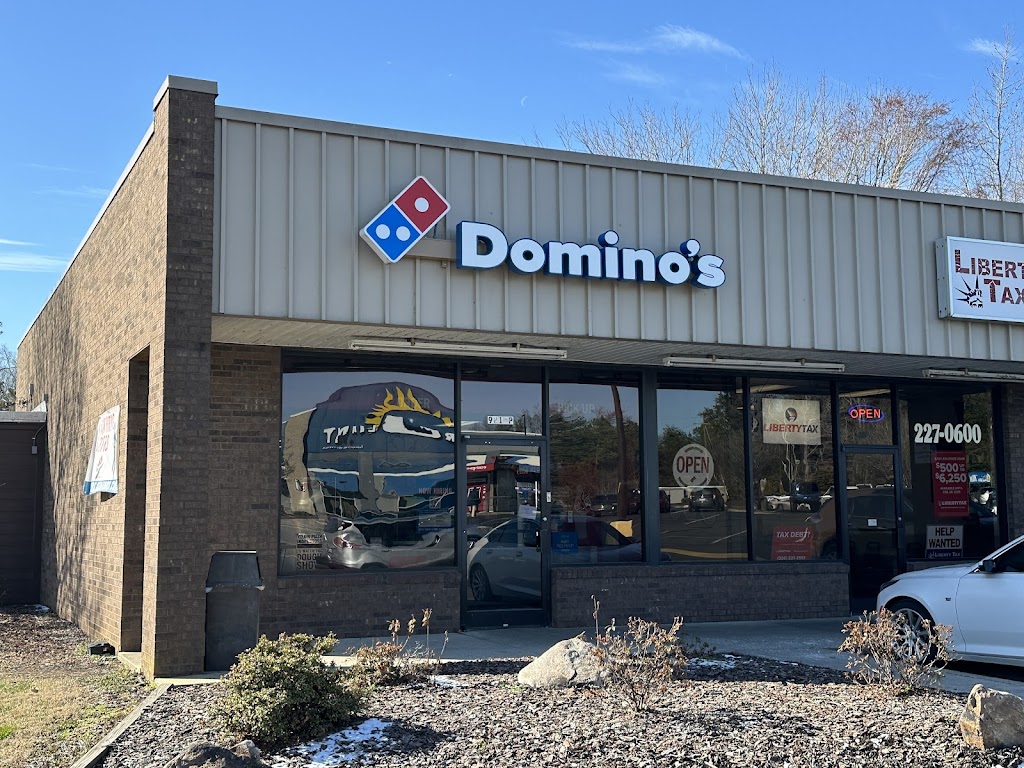 Dominos Pizza | 921 S Main St, Graham, NC 27253, USA | Phone: (336) 570-2262