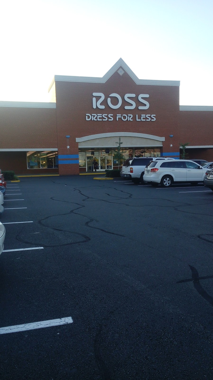 Ross Dress for Less | 10822 Sudley Manor Dr, Manassas, VA 20109, USA | Phone: (703) 330-2242