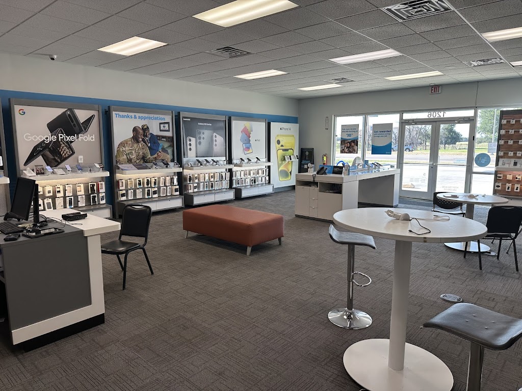 AT&T Store | 1206 US-380, Bridgeport, TX 76426, USA | Phone: (940) 683-8252