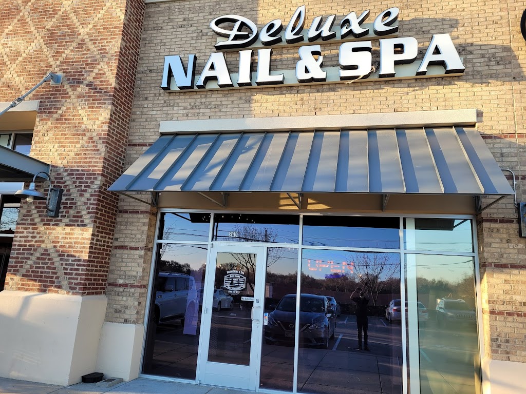 Deluxe Nail & Spa | Photo 7 of 10 | Address: 4235 W Northwest Hwy #200, Dallas, TX 75220, USA | Phone: (214) 350-0113