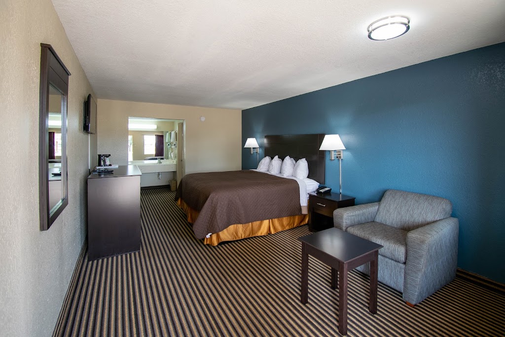 Countryside Inn | 501 E Fair St, Kaufman, TX 75142, USA | Phone: (972) 932-2101