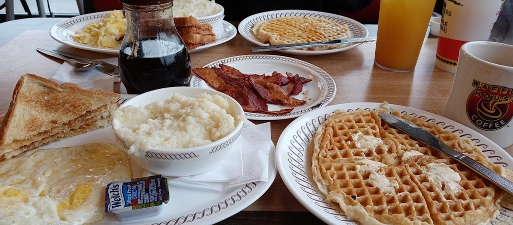 Waffle House | 5377 Beach Blvd, Mason, OH 45040, USA | Phone: (513) 398-2974