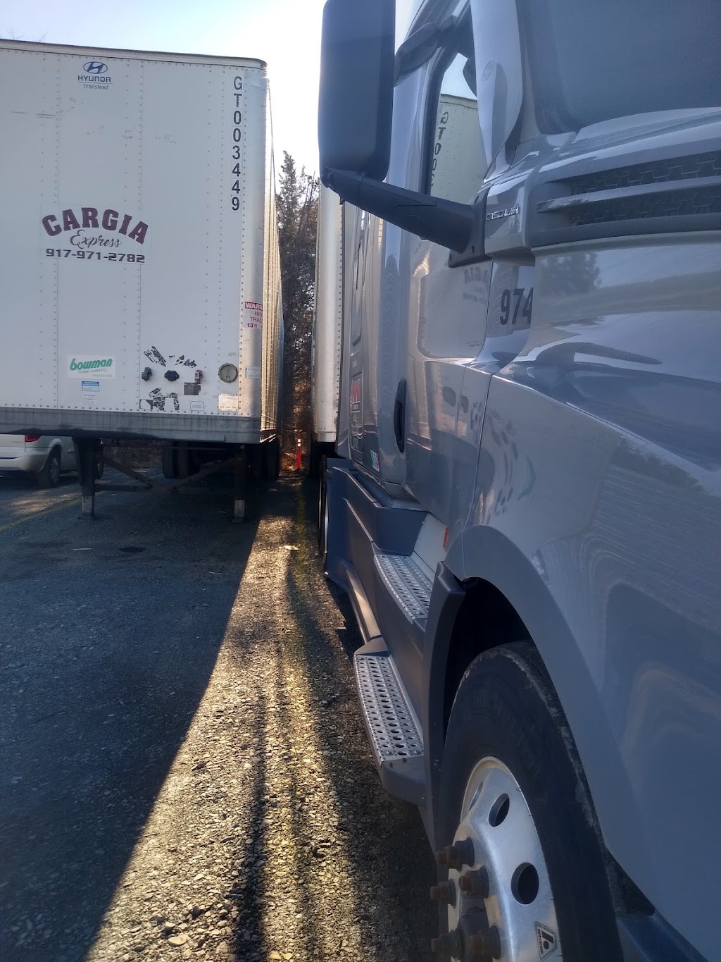 Truck parking Cargia | 321 Valley Rd, Hillsborough Township, NJ 08844, USA | Phone: (804) 517-4828