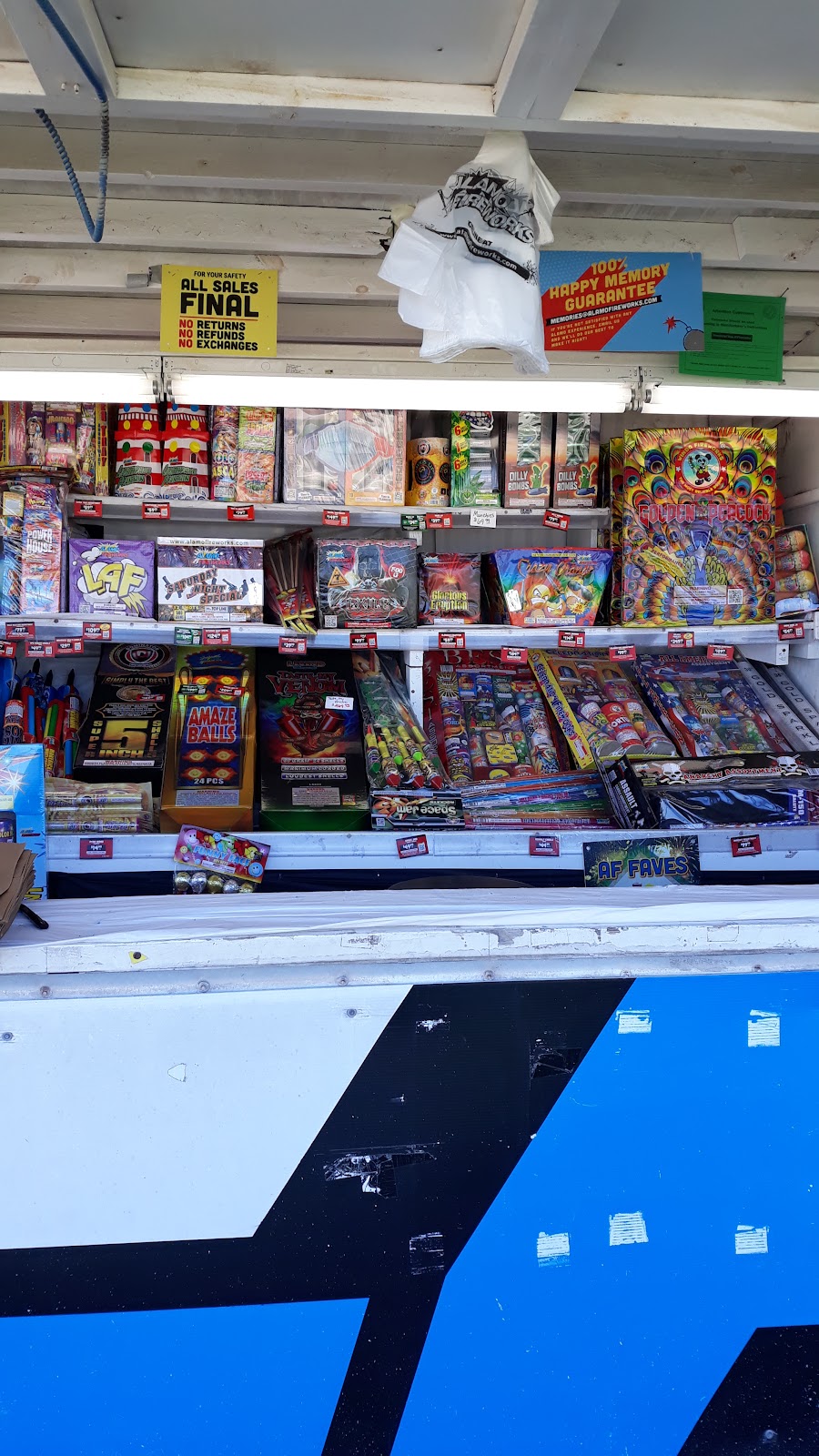 Alamo Fireworks Stand | 6522 Old Brownsville Rd, Corpus Christi, TX 78415, USA | Phone: (210) 667-1106