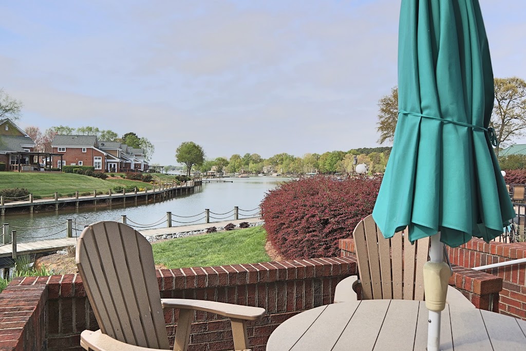 LKN Oasis | Harborside Dr, Cornelius, NC 28031 | Phone: (860) 985-6969