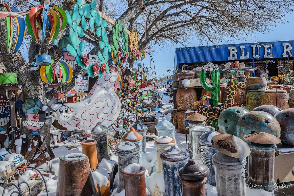 Blue Rooster Home & Garden Decor, LCC. | 25130 I-35, New Braunfels, TX 78132, USA | Phone: (210) 388-5479