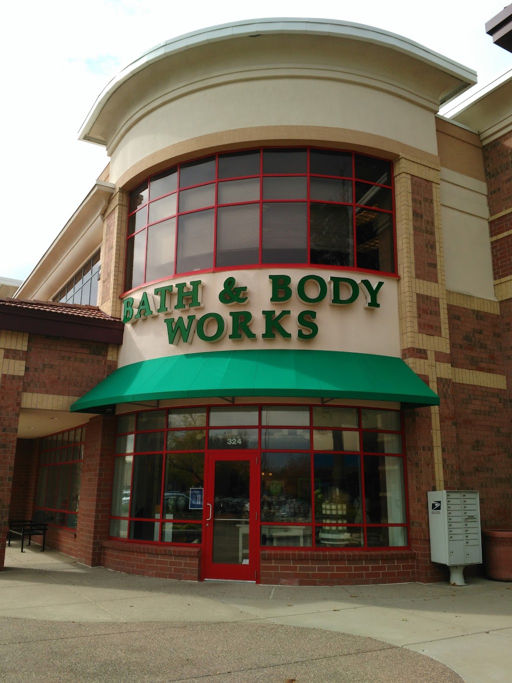 Bath & Body Works | 4255 Pheasant Ridge Dr NE, Blaine, MN 55449, USA | Phone: (763) 780-1561