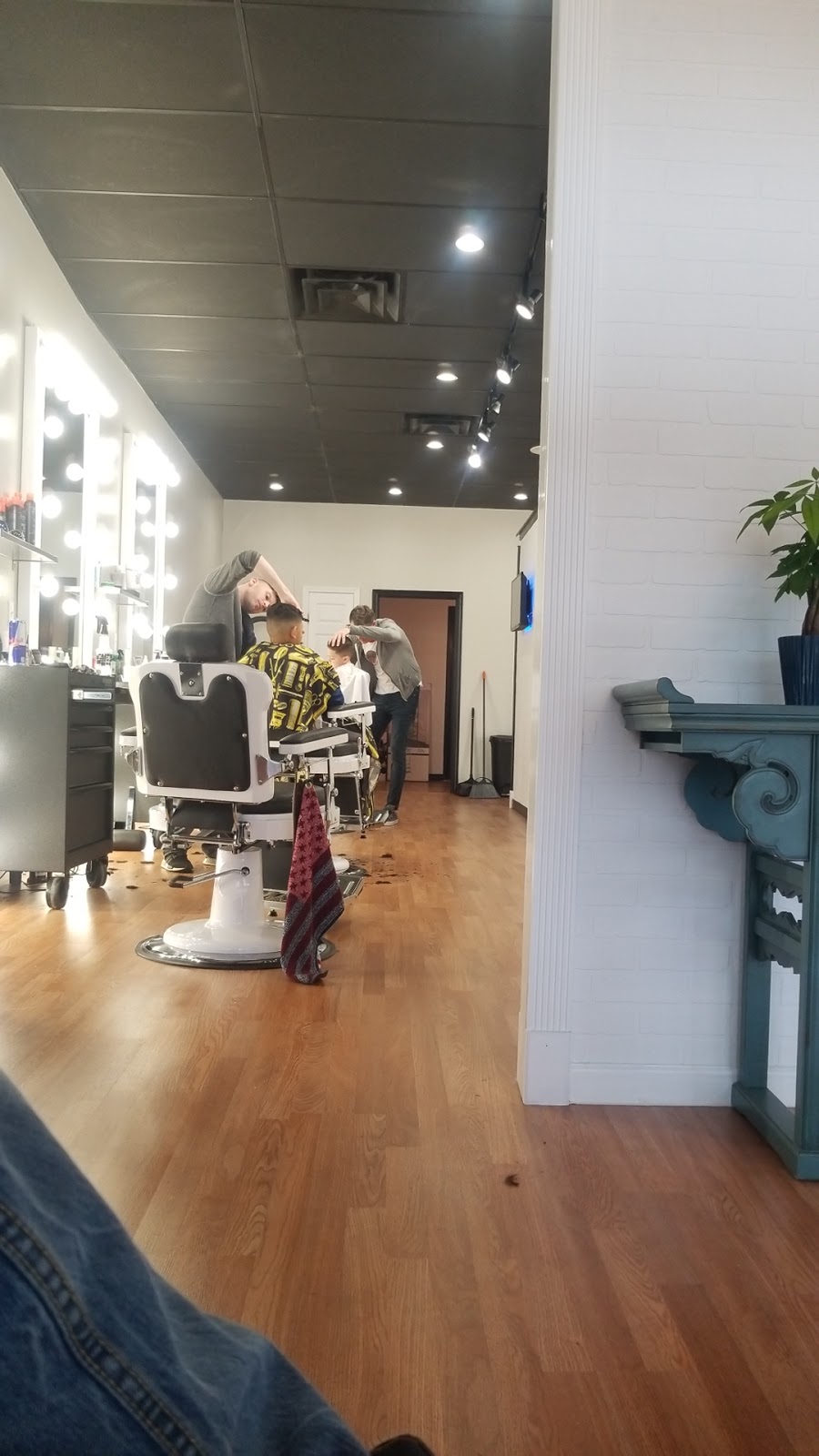 Glide Barber Shop | 124 Longview Dr, Destrehan, LA 70047, USA | Phone: (985) 764-6112