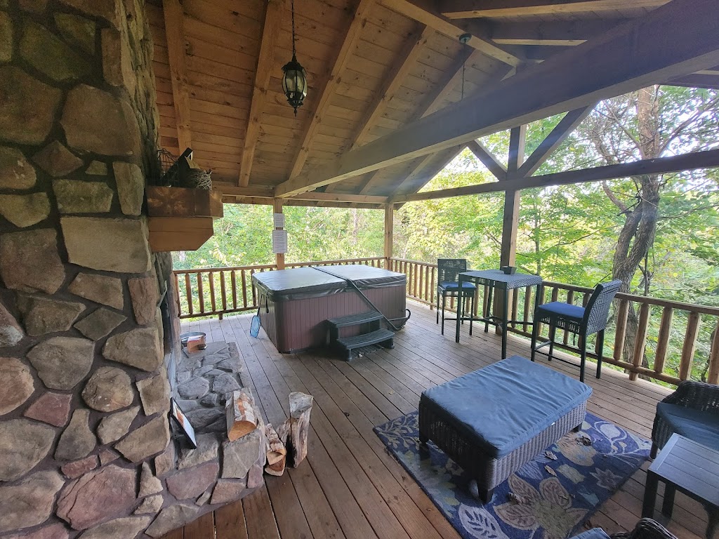 Cabins by the Cave - Jackson Cabin | 15681 Rocky Fork Rd, Rockbridge, OH 43149, USA | Phone: (877) 322-2283