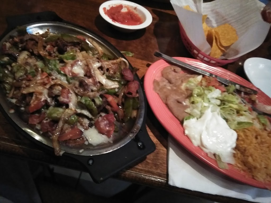 Manzanillo Restaurant | 3373 US-41 ALT, Clarksville, TN 37043, USA | Phone: (931) 368-1234