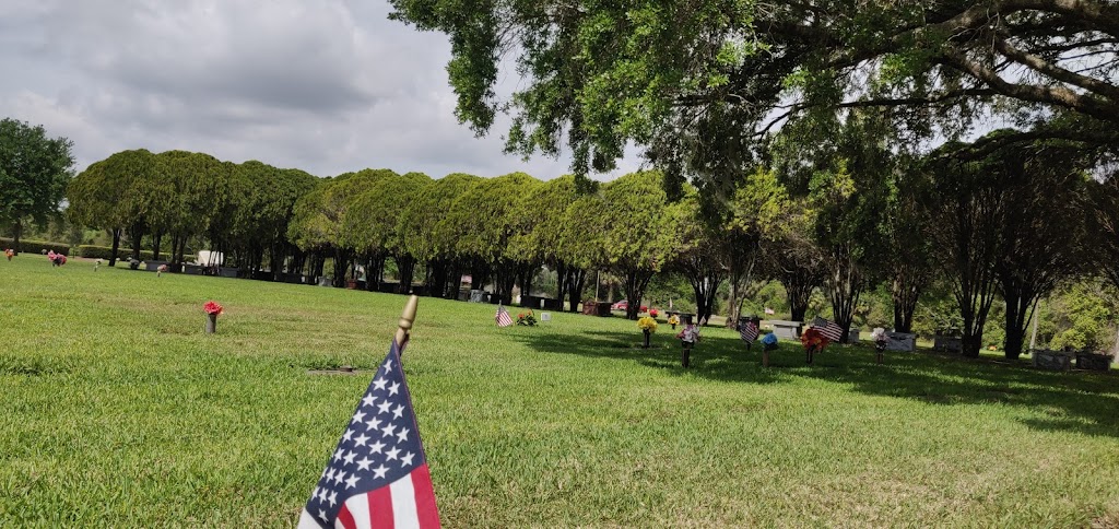 Memory Gardens Cemetery | 3421305010B000010, Goldenrod, Winter Park, FL 32792, USA | Phone: (407) 678-3890