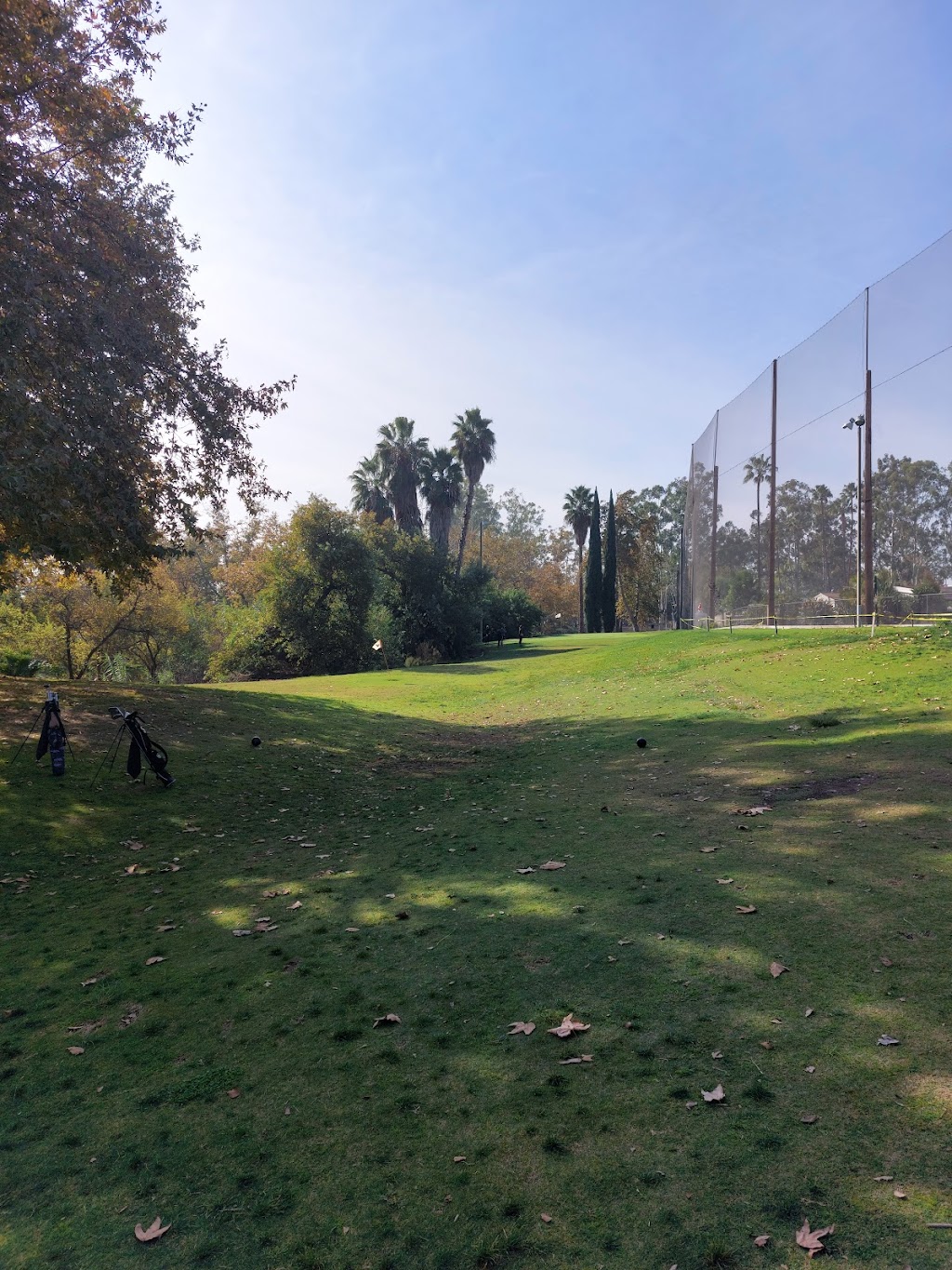 Lake Forest Golf and Practice Center | 23308 Cherry Ave, Lake Forest, CA 92630, USA | Phone: (949) 859-1455