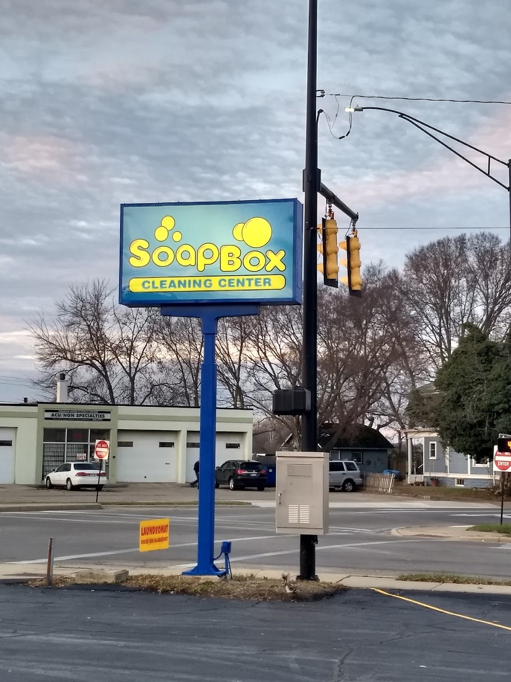 Soapbox Coin Laundry - Miamisburg | 222 N Main St, Miamisburg, OH 45342, USA | Phone: (866) 974-6379