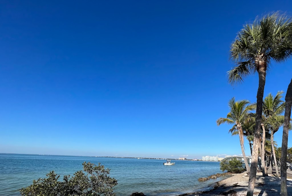 Bird Key Park | 200 John Ringling Causeway, Sarasota, FL 34236, USA | Phone: (941) 263-6386