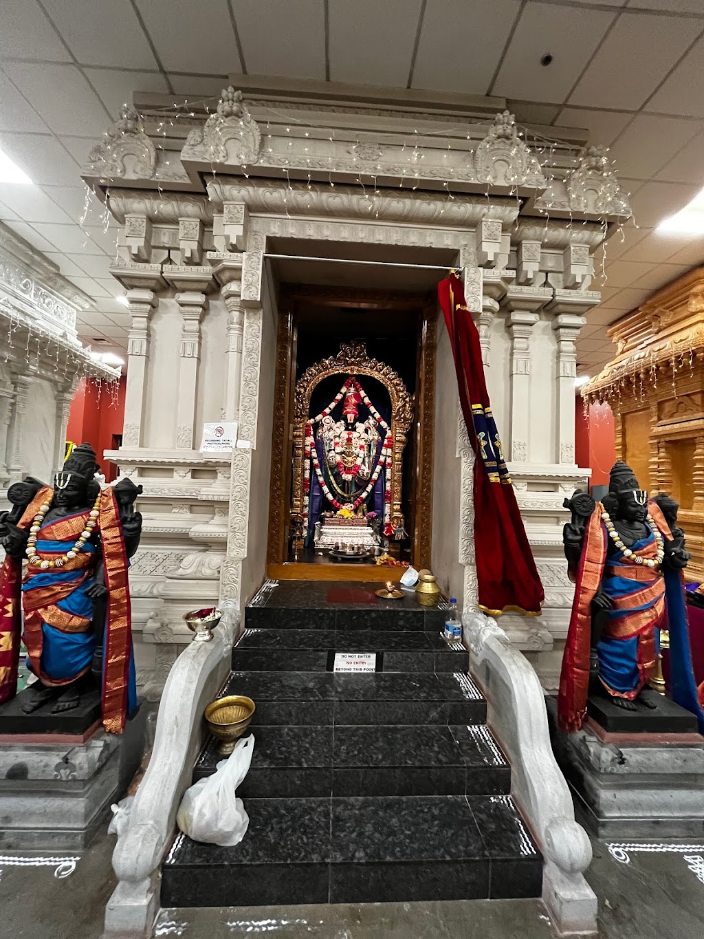 Hindu Temple & Cultural Center | 3818 212th St SE, Bothell, WA 98021, USA | Phone: (425) 483-7115