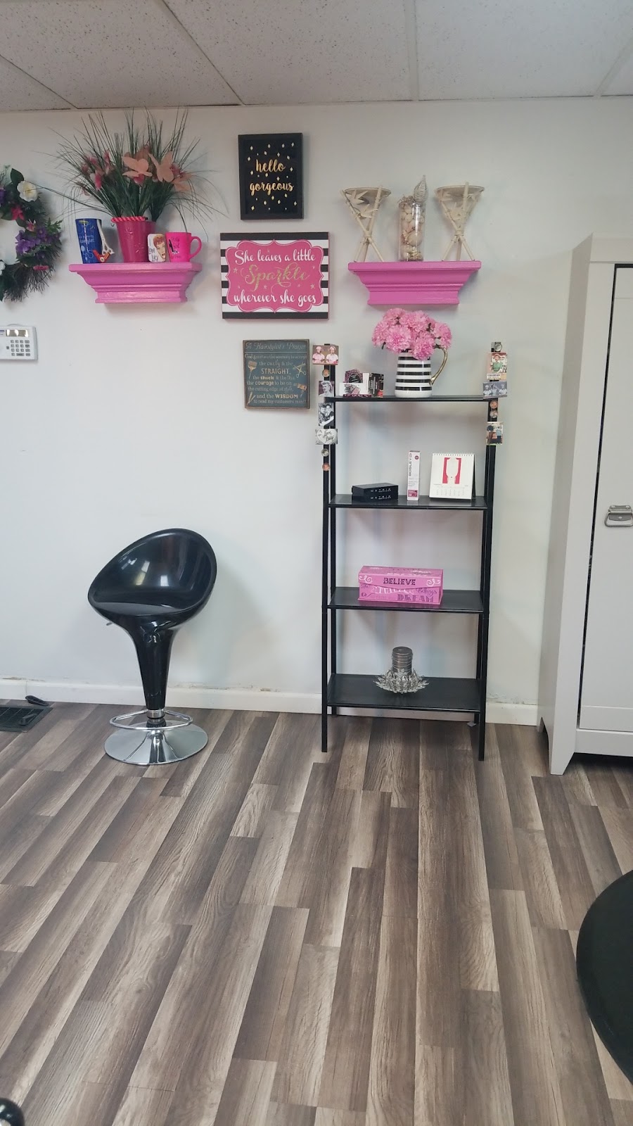 Beckys Hair Studio | 7280 Irving St, Westminster, CO 80030, USA | Phone: (720) 309-8368