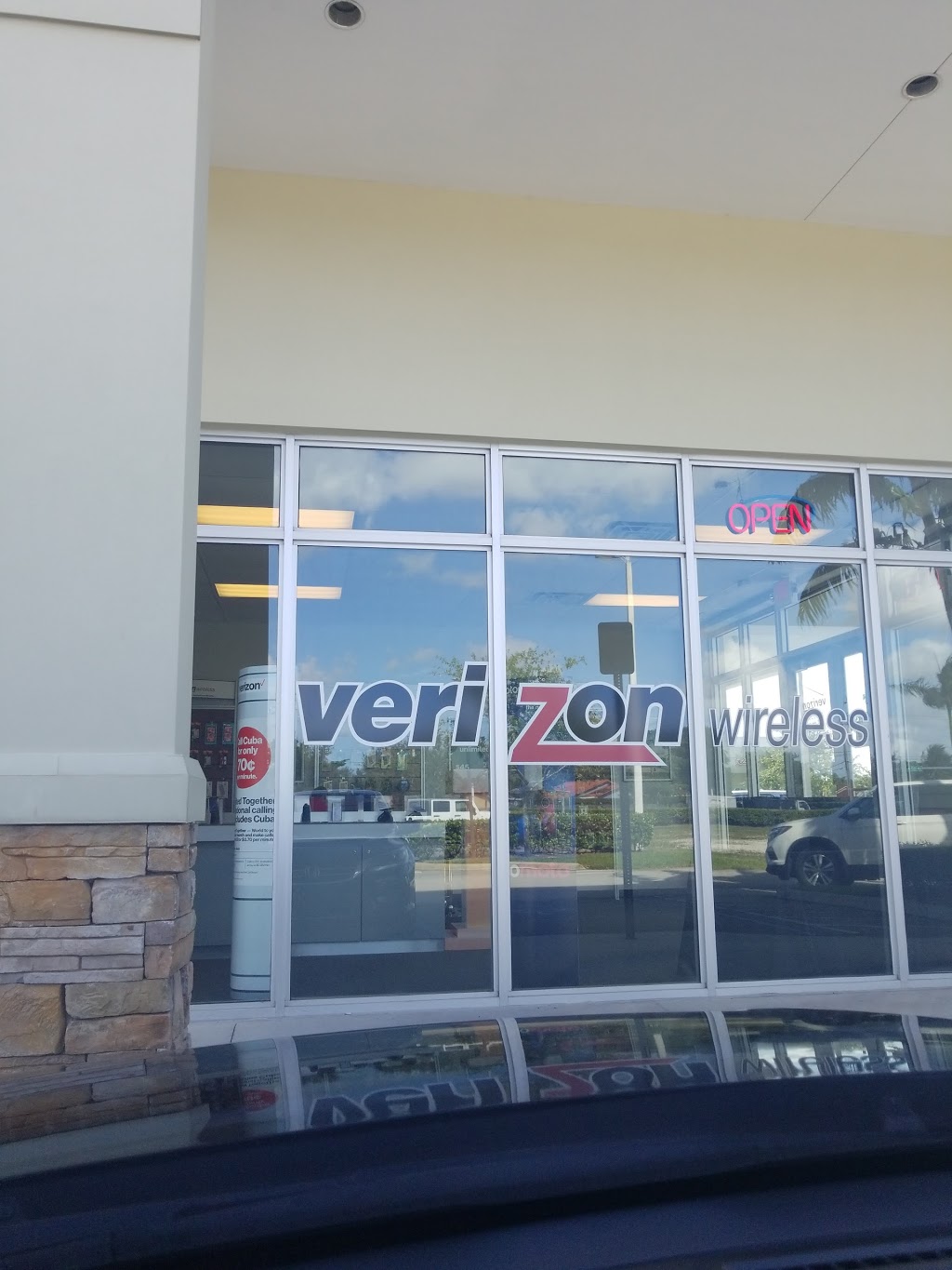 Verizon Authorized Retailer - Smartmart | 15718 SW 56th St, Miami, FL 33185, USA | Phone: (786) 212-1027