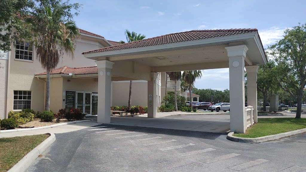 Suncoast Orthopaedic Surgery & Sports Medicine | 3030 Executive Dr, Venice, FL 34292, USA | Phone: (941) 485-1505