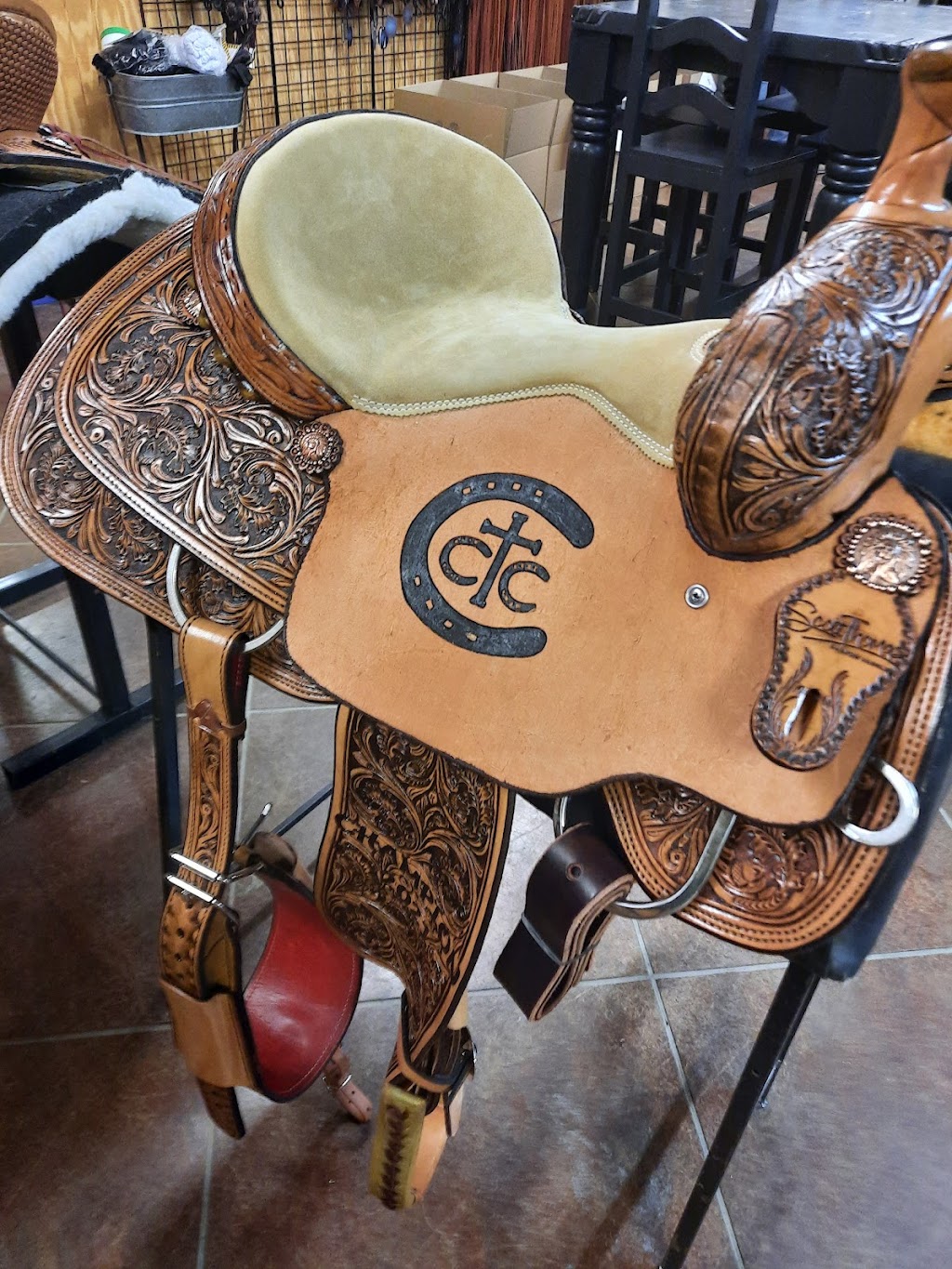 Scott Thomas Custom Saddles | correct address with USPS, 4506 I-30 Frontage Rd, Campbell, TX 75422***4506, 4506 I-30 Frontage Rd, Campbell, TX 75422, USA | Phone: (903) 862-2409