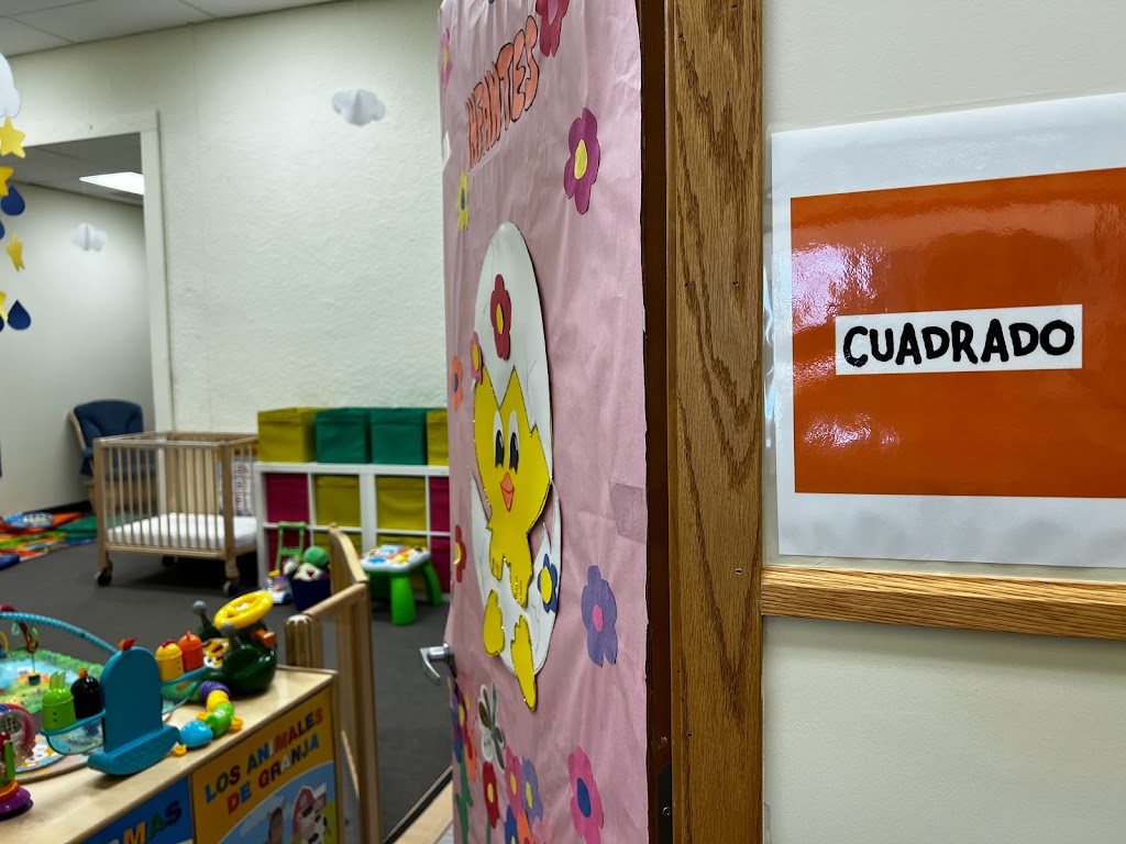 Mis Amigos Preschool - Chaska | 110650 Village Rd, Chaska, MN 55318, USA | Phone: (952) 260-0621