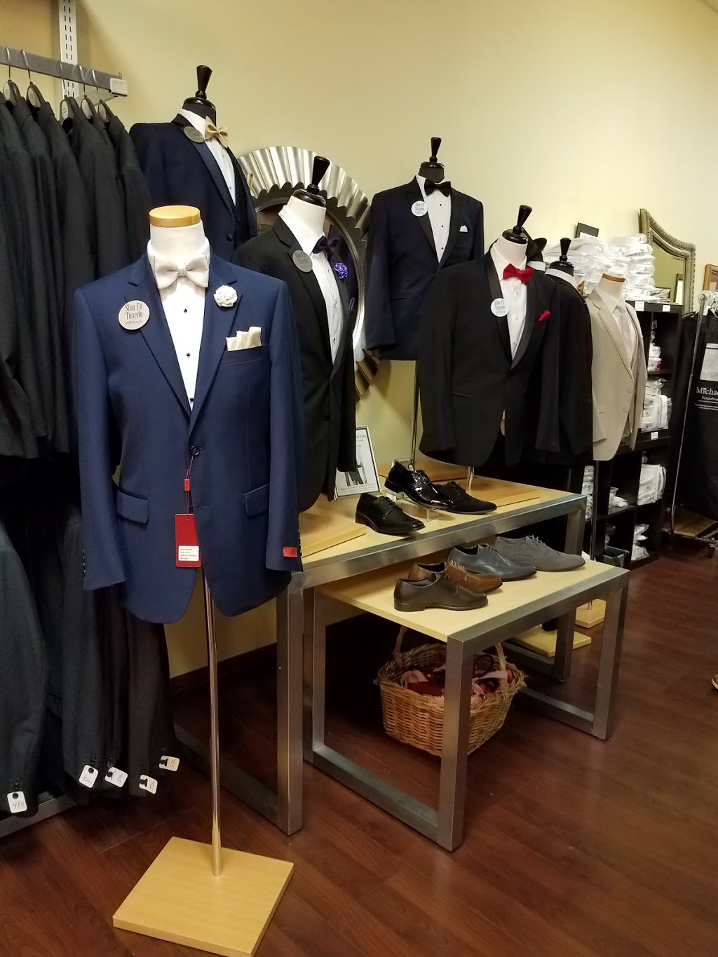 Michaels Formalwear and Bridal | 4413 Town Center Pkwy, Jacksonville, FL 32246 | Phone: (904) 645-3999