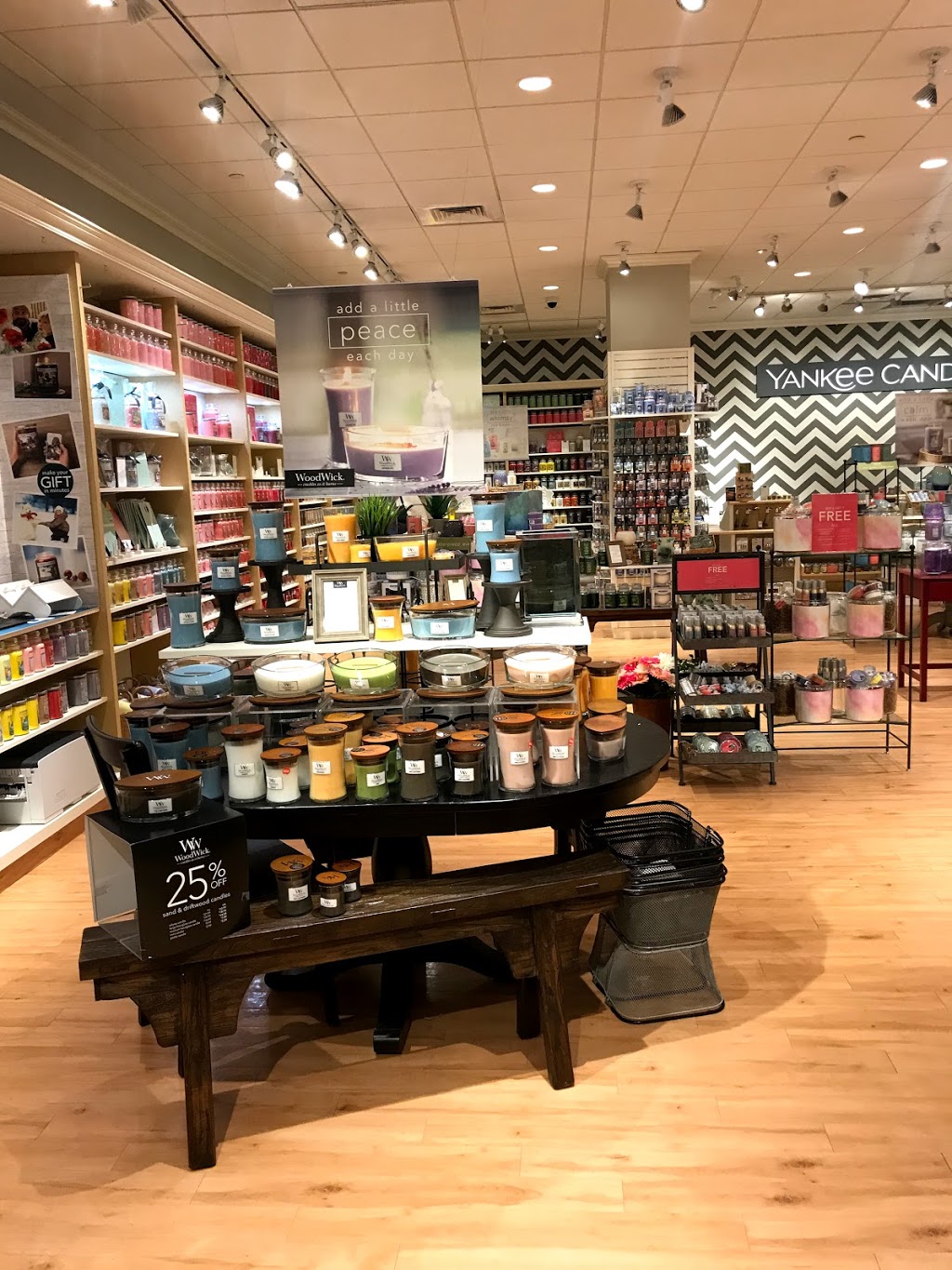 Yankee Candle | 1730 Robinson Centre Dr, Pittsburgh, PA 15205, USA | Phone: (412) 788-1280