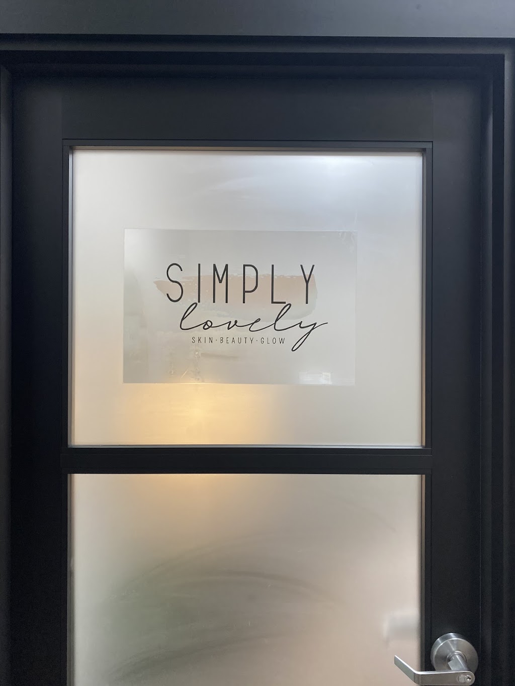 Simply Lovely | Sola Salons, 7188 Avenida Encinas Studio 16, Carlsbad, CA 92011, USA | Phone: (714) 865-4079